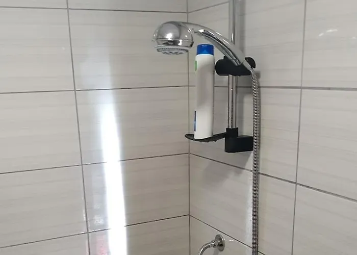 Affittacamere Shtini *